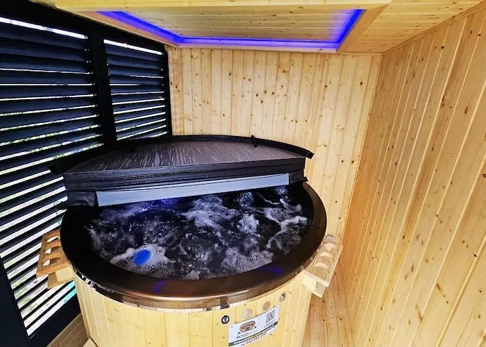 Homes, Summer Pool, Sauna, Whirlpool * Gąski